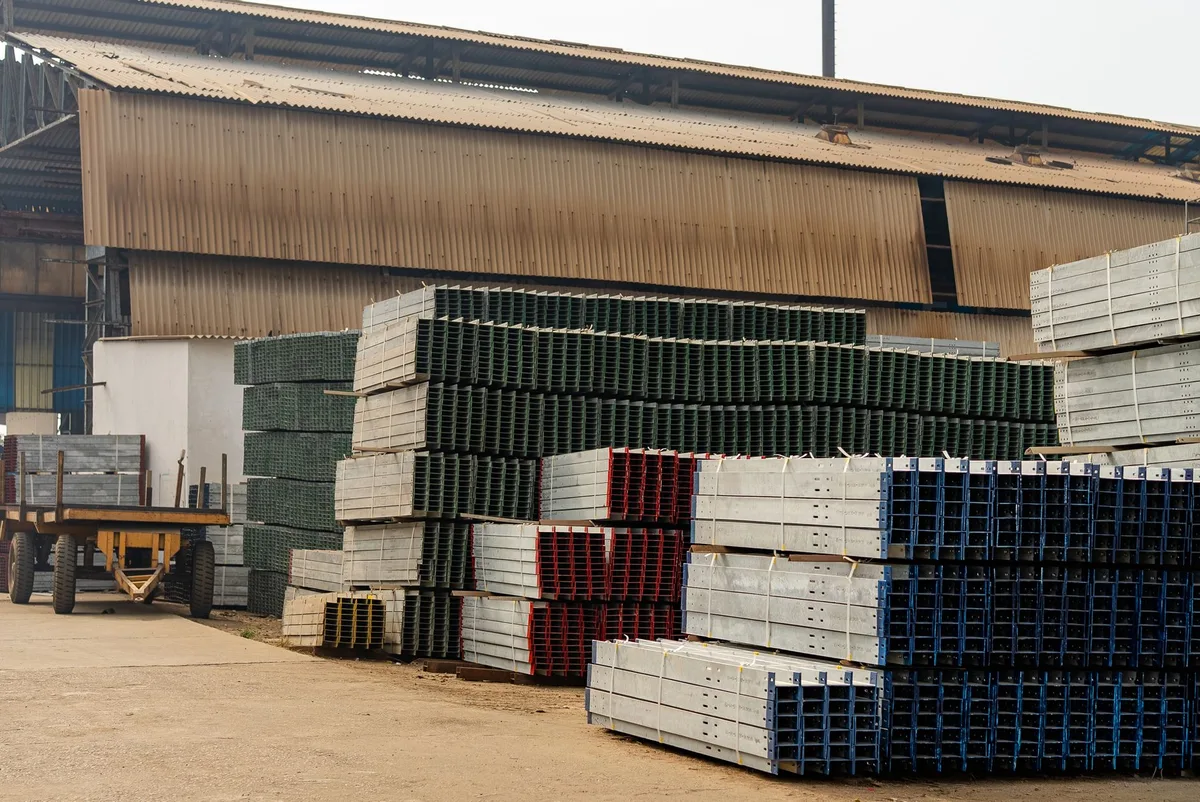 rantai logistik terbaik industrial logistics chain