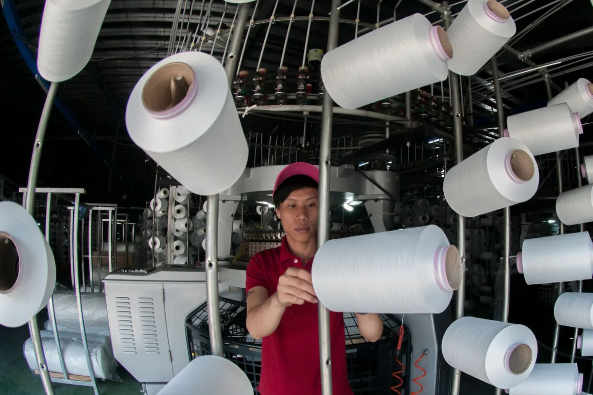 lulusan teknik industri industrial engineer factory optimization