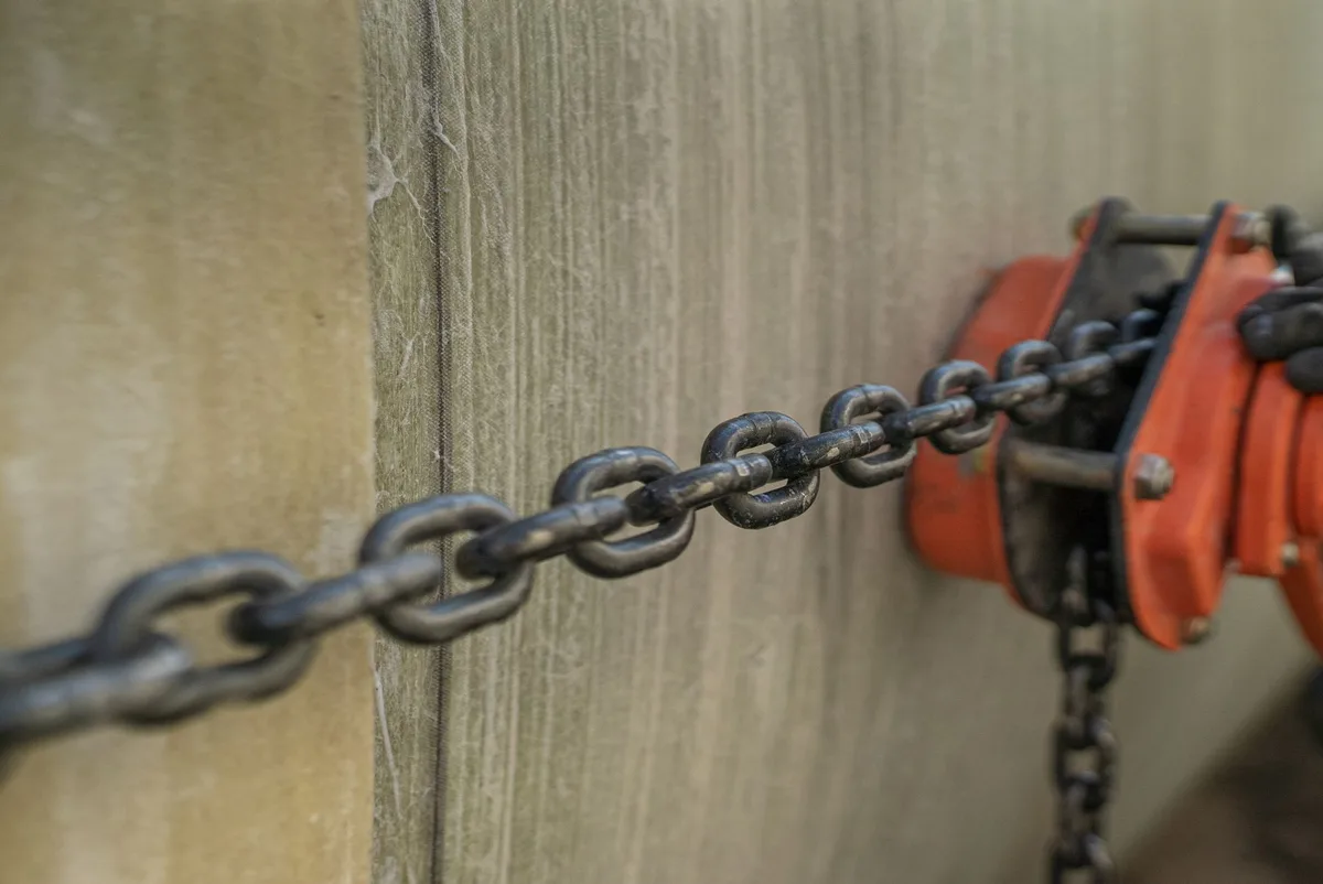 penyesuaian tension rantai tepat mengurangi beban industrial chain tension