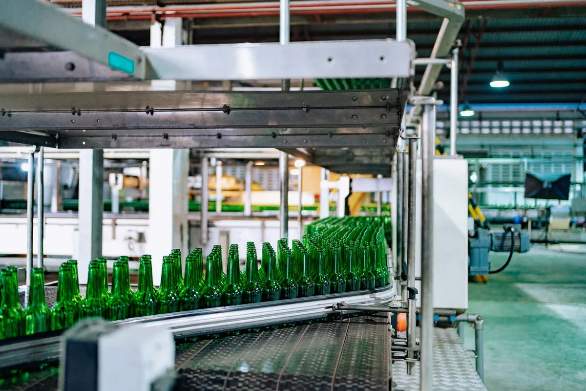 efisiensi energi motor conveyor industri